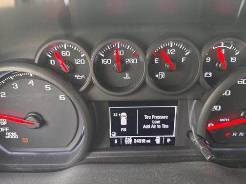 2024 Chevrolet Silverado 1500 Custom Trail Boss