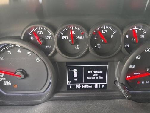 2024 Chevrolet Silverado 1500 Custom Trail Boss