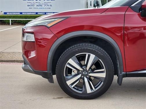 2022 Nissan Rogue SL