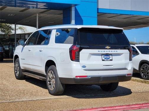 2025 Chevrolet Suburban LS