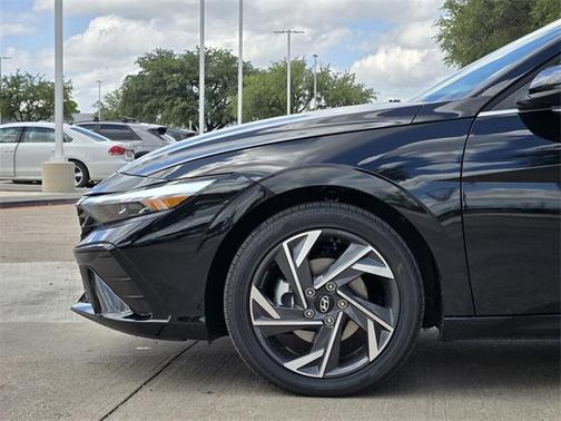 2025 Hyundai ELANTRA HEV Limited