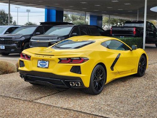 2026 Chevrolet Corvette Stingray w/2LT