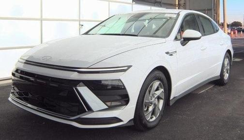 2025 Hyundai SONATA SE