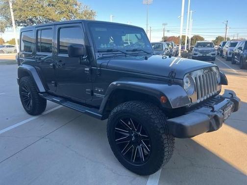 2017 Jeep Wrangler Unlimited Sahara