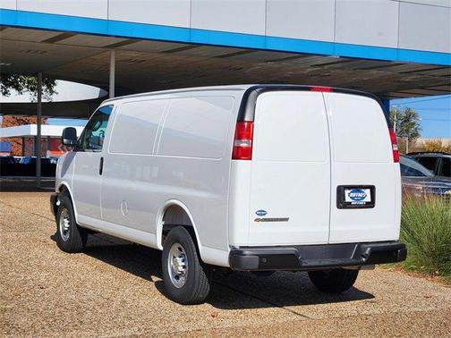 2025 Chevrolet Express 2500 Work Van