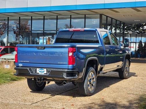2026 Chevrolet Silverado 2500 Custom