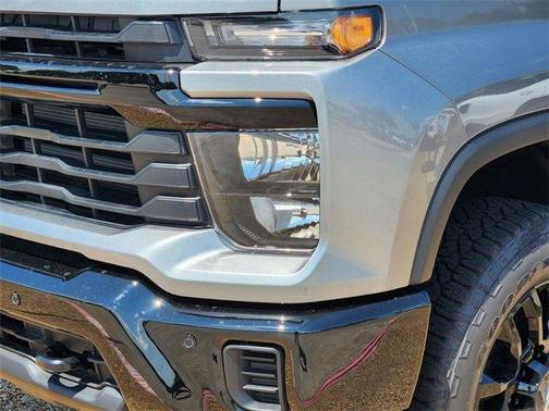 2025 Chevrolet Silverado 2500 Custom