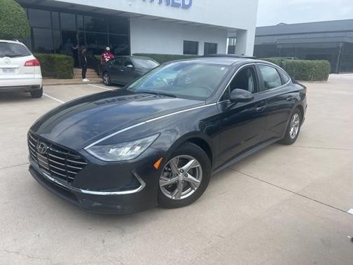 2022 Hyundai SONATA SE