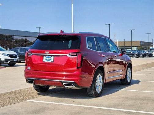 2024 Cadillac XT6 Luxury FWD