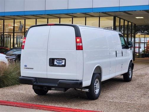 2025 Chevrolet Express 2500 Work Van