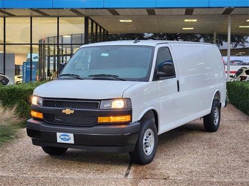 2025 Chevrolet Express 2500 Work Van