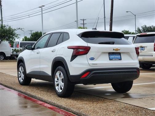 2024 Chevrolet Trax LS