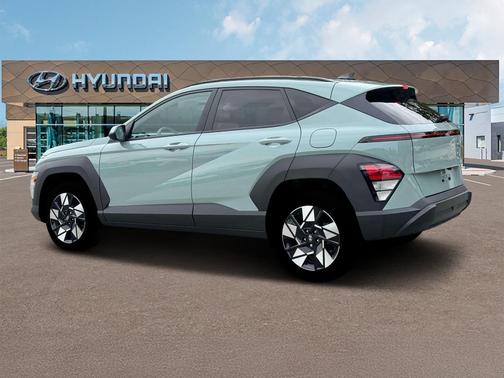 2025 Hyundai KONA SEL Convenience