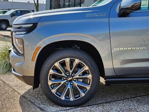 Sterling Gray Metallic 2026 Chevrolet Suburban High Country