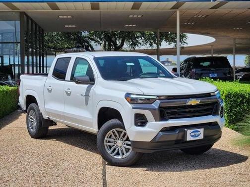 Summit White 2026 Chevrolet Colorado LT