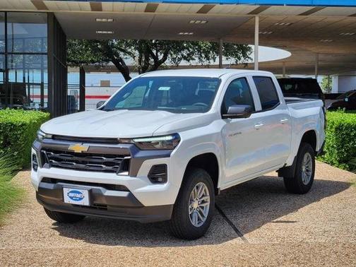 Summit White 2026 Chevrolet Colorado LT