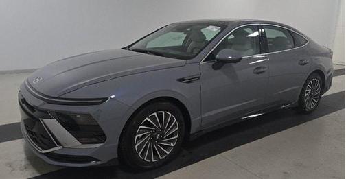 2025 Hyundai SONATA Hybrid Limited