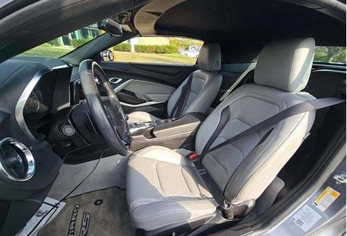 2022 Chevrolet Camaro 2LT