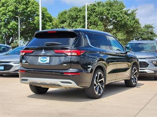 2022 Mitsubishi Outlander SEL