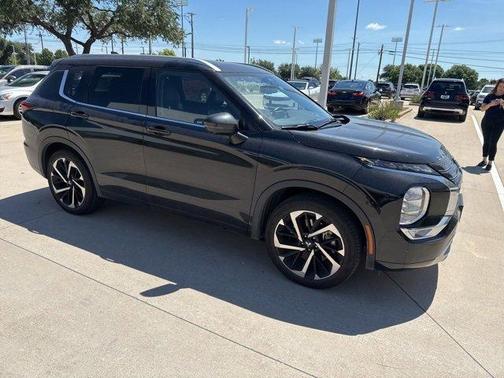 2022 Mitsubishi Outlander SEL