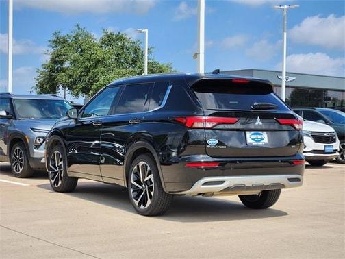 2022 Mitsubishi Outlander SEL