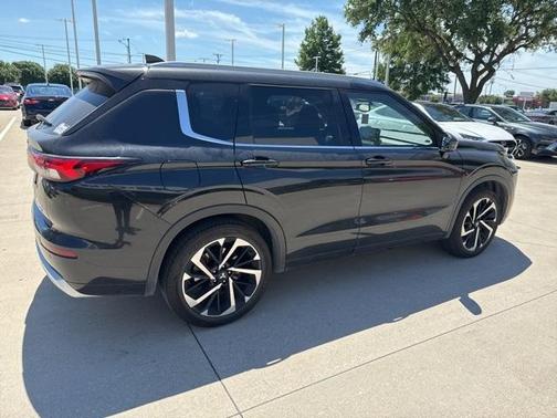 2022 Mitsubishi Outlander SEL