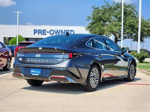 2025 Hyundai SONATA Hybrid Limited