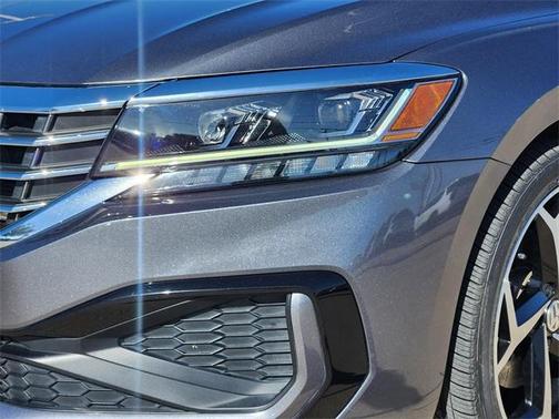 2022 Volkswagen Passat 2.0T R-Line