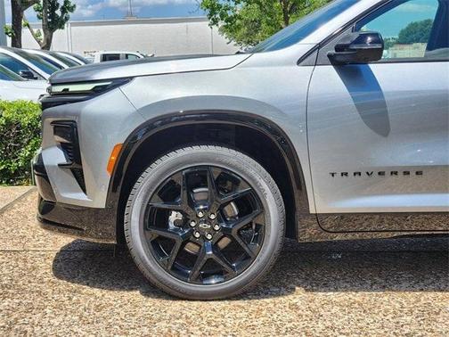 2025 Chevrolet Traverse RS