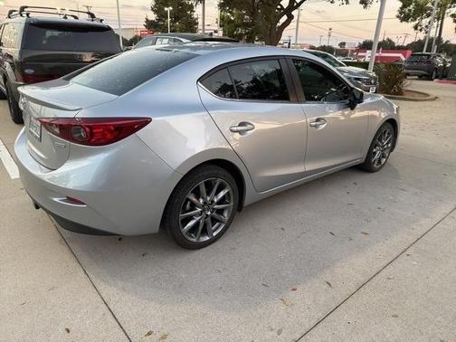 2018 Mazda Mazda3 Touring