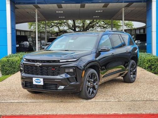 Mosaic Black Metallic 2026 Chevrolet Traverse RS