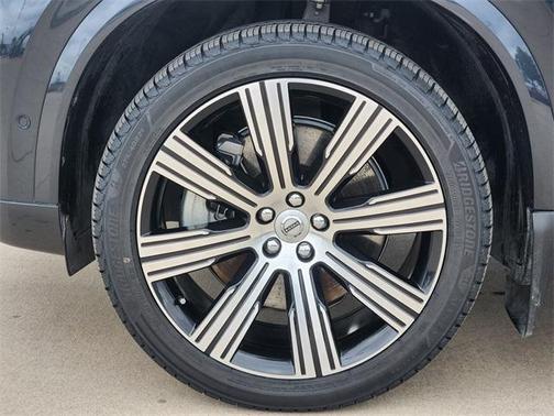 2021 Volvo XC90 Recharge Plug-In Hybrid T8 Inscription 7 Passenger