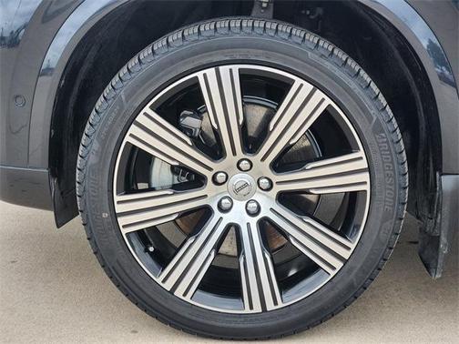 2021 Volvo XC90 Recharge Plug-In Hybrid T8 Inscription 7 Passenger
