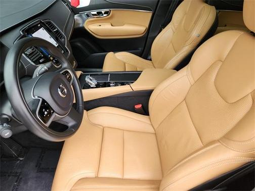 2021 Volvo XC90 Recharge Plug-In Hybrid T8 Inscription 7 Passenger
