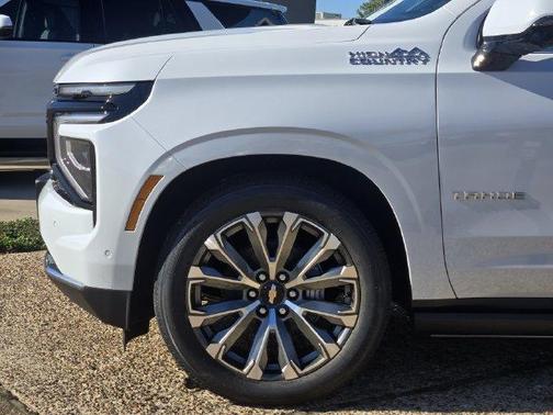 Polar White 2027 Chevrolet Tahoe High Country