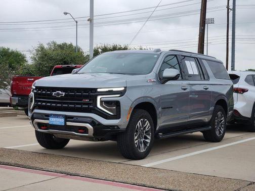 Sterling Gray Metallic 2025 Chevrolet Suburban Z71