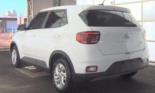 2025 Hyundai VENUE SE