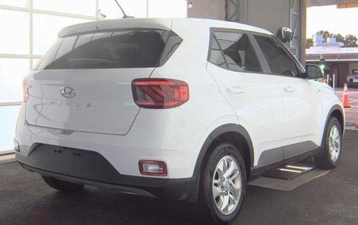 2025 Hyundai VENUE SE