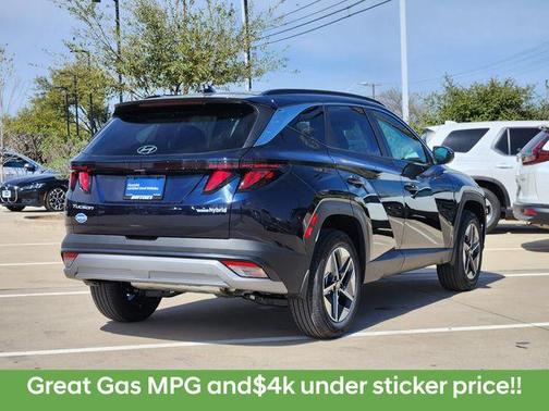 2026 Hyundai TUCSON Hybrid SEL