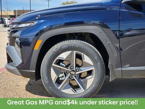 2026 Hyundai TUCSON Hybrid SEL