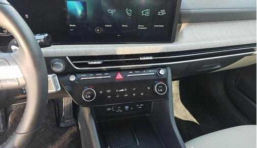 2025 Hyundai SONATA Hybrid SEL