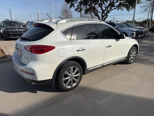 2016 INFINITI QX50 Base