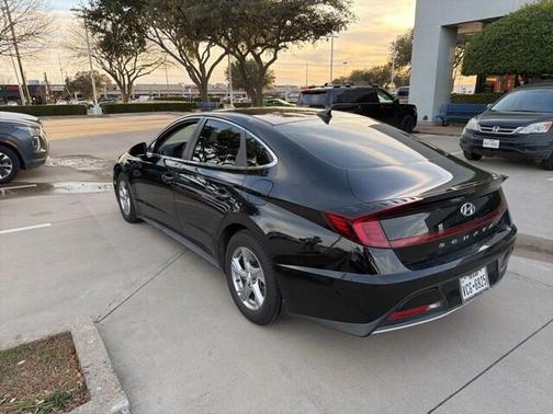 2021 Hyundai SONATA SE