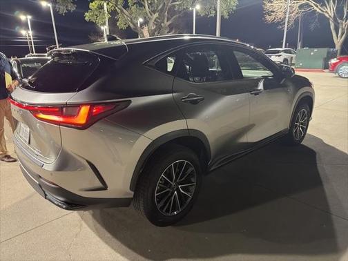 2024 Lexus NX 350h Premium