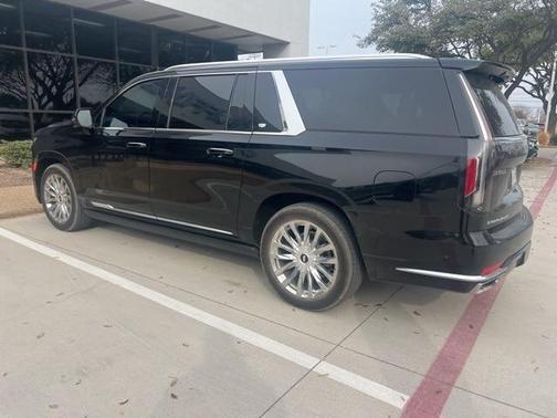2023 Cadillac Escalade ESV Premium Luxury