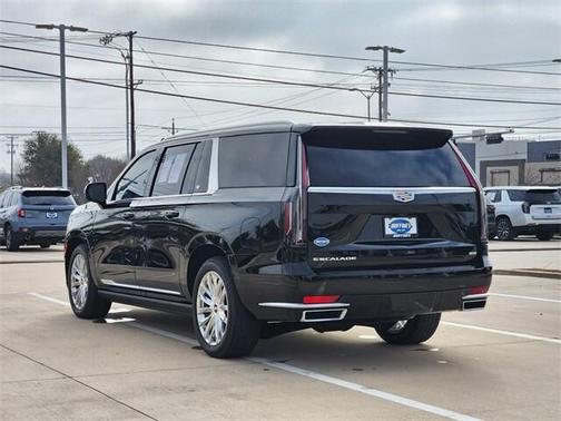 2023 Cadillac Escalade ESV Premium Luxury