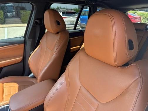 2022 BMW X3 M40i