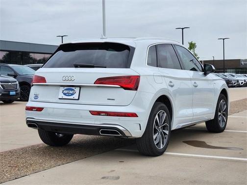 2022 Audi Q5 45 S line quattro Premium