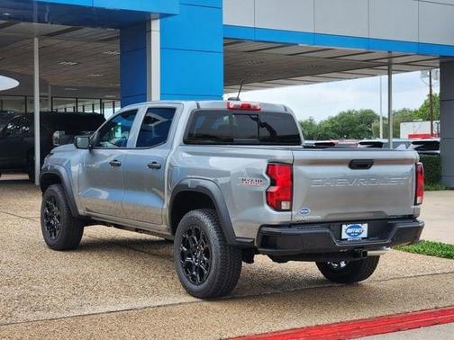 Sterling Gray Metallic 2026 Chevrolet Colorado Trail Boss