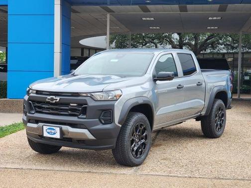 Sterling Gray Metallic 2026 Chevrolet Colorado Trail Boss